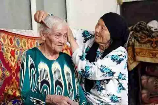 World’s Oldest Woman Celebrates 131st Birthday With Her 56 Descendants (Photos)